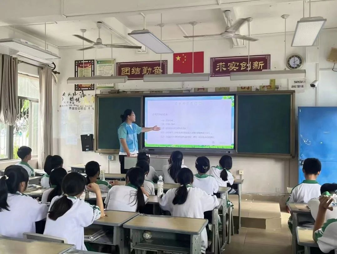熠熠青春逢盛世,奋斗筑梦正当时